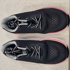 Avia Women's Black and Pink Running Shoes